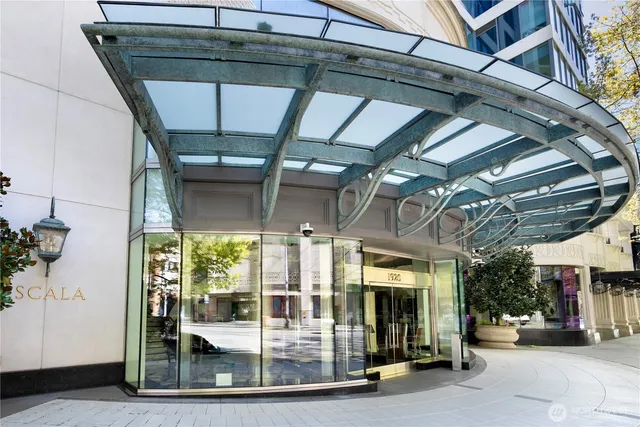 $680,000 | 1920 4th Avenue, Unit 1809, Seattle, WA 98101