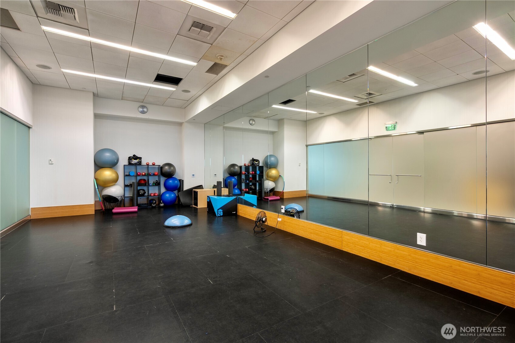 1920 4th Avenue, Unit 1809 Seattle, WA 98101 - Photo 23 of 30 a view of a room with gym equipment