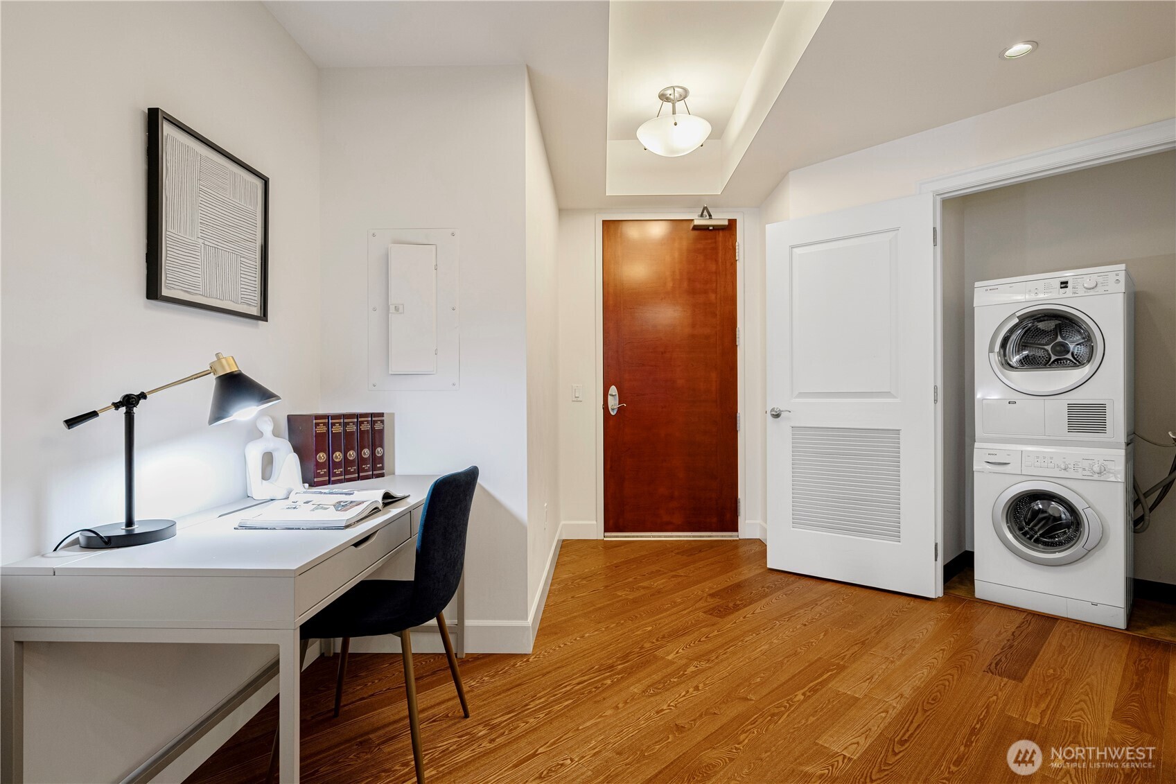 1920 4th Avenue, Unit 1809 Seattle, WA 98101 - Photo 10 of 30 a view of a livingroom with furniture and washer