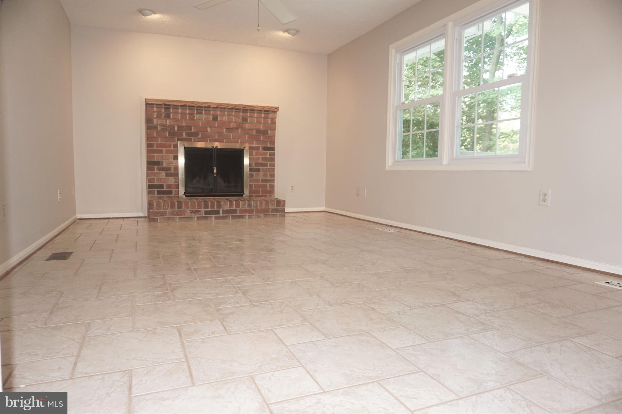 1915 Ridgewood Road Hanover, MD 21076 - Photo 5 of 34