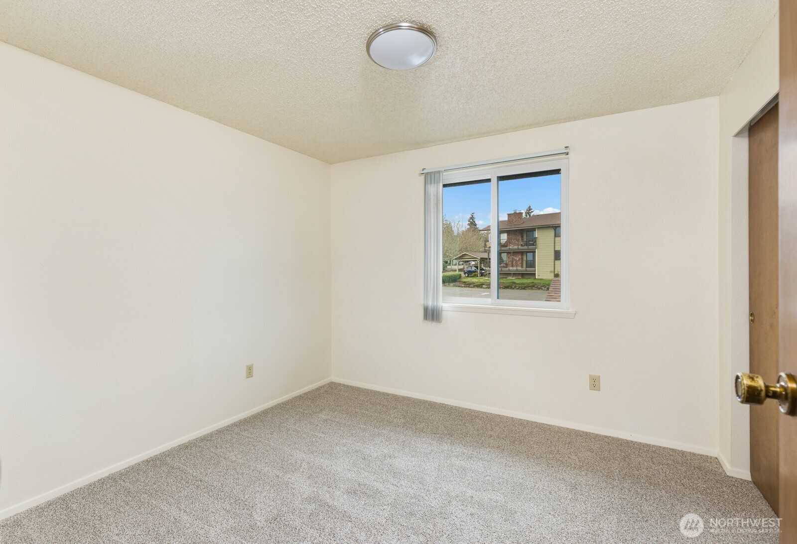 3370 Narrows View Lane Northeast, Unit 202 Bremerton, WA 98310 - Photo 14 of 19