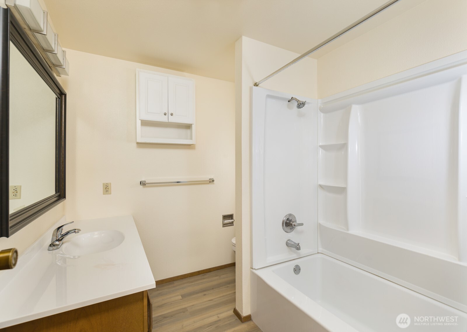 3370 Narrows View Lane Northeast, Unit 202 Bremerton, WA 98310 - Photo 16 of 19