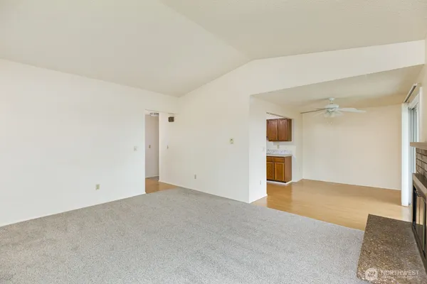 $279,000 | 3370 Narrows View Lane Northeast, Unit 202, Bremerton, WA 98310