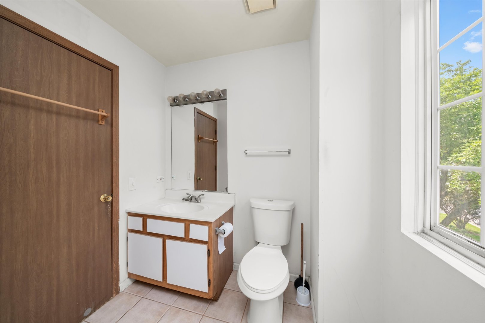 1300 Normantown Road Naperville, IL 60564 - Photo 22 of 30