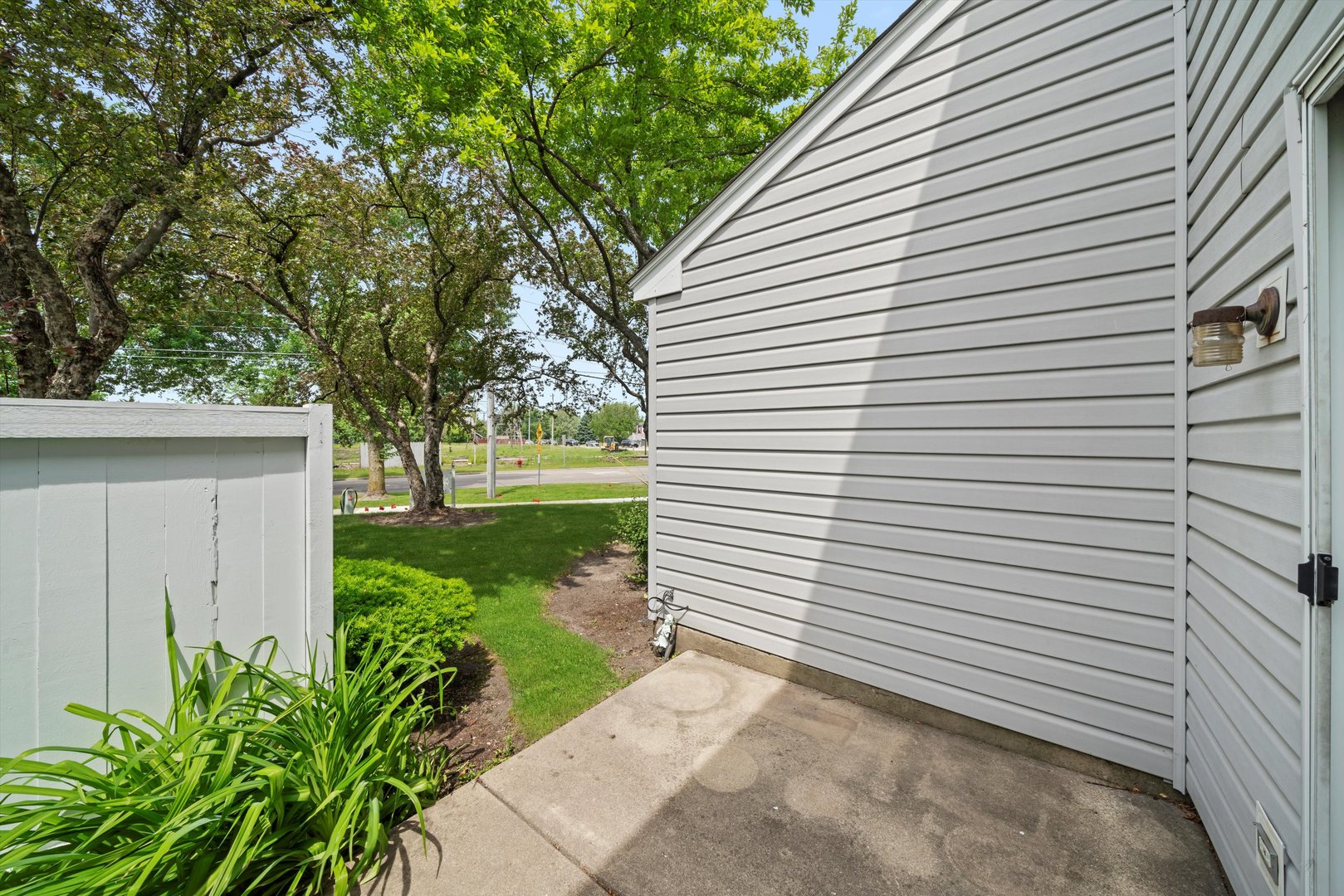 1300 Normantown Road Naperville, IL 60564 - Photo 29 of 30