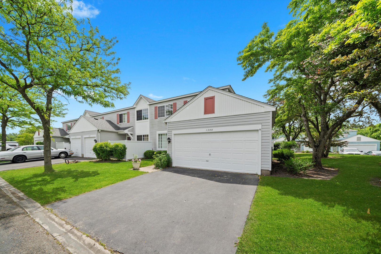 1300 Normantown Road Naperville, IL 60564 - Photo 5 of 30