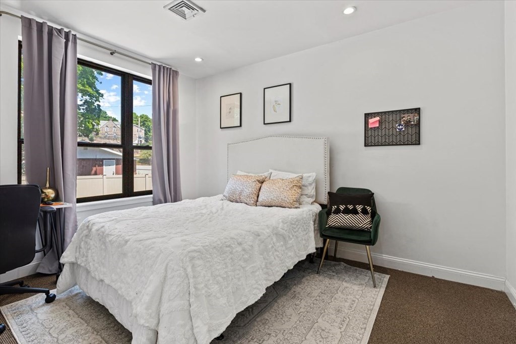 1 Brook Road, Unit 205 Quincy, MA 02169 - Photo 7 of 14