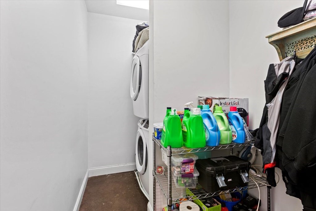 1 Brook Road, Unit 205 Quincy, MA 02169 - Photo 10 of 14