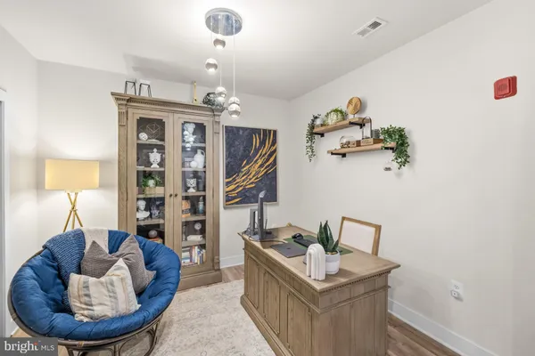 $2,950 | 102 St Ives Place, Unit 404, Oxon Hill, MD 20745