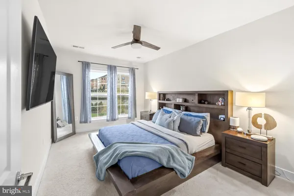 $2,950 | 102 St Ives Place, Unit 404, Oxon Hill, MD 20745