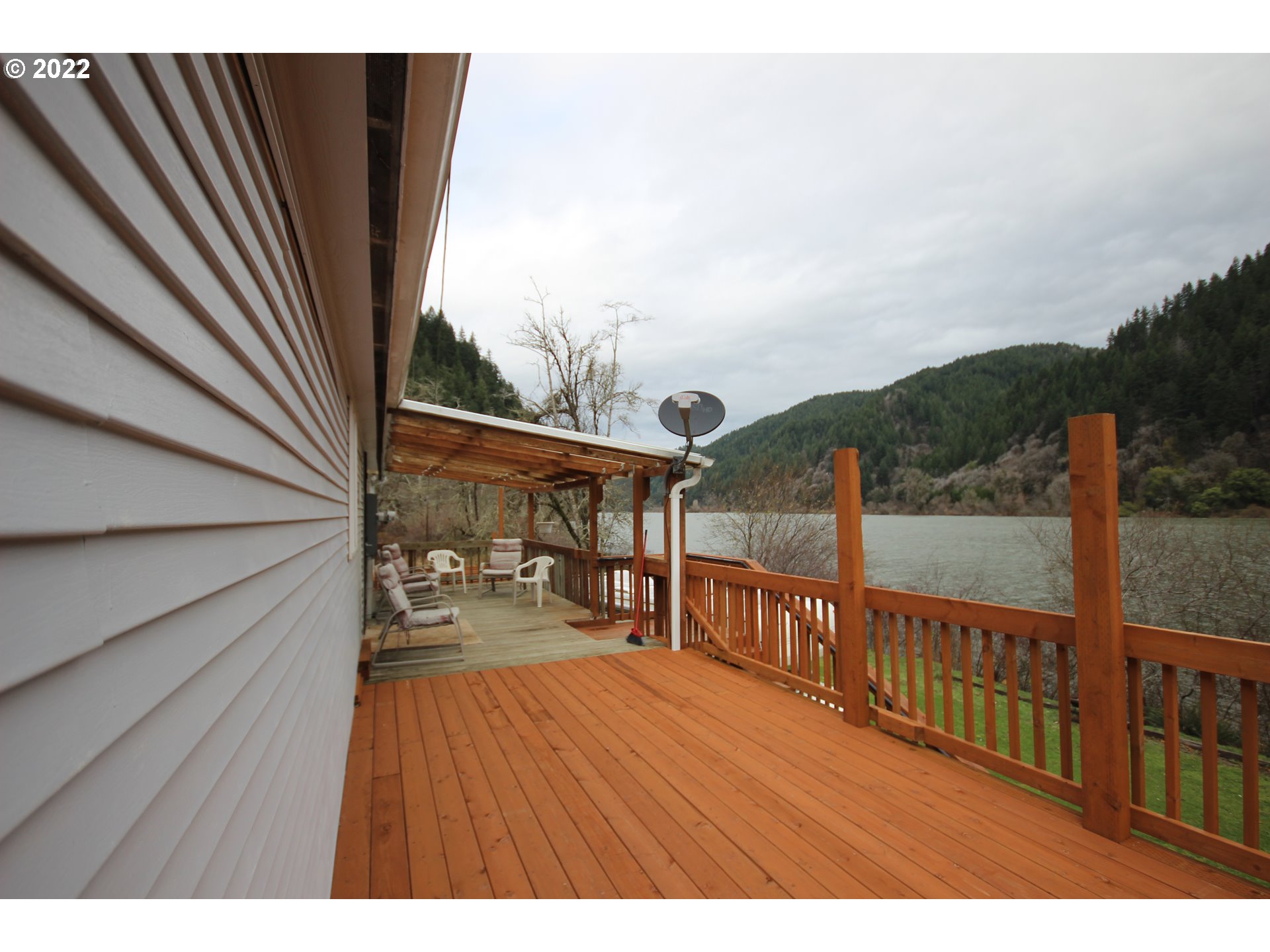 41767 Highway 38 Reedsport, OR 97467 - Photo 21 of 32 Gallery Image 21