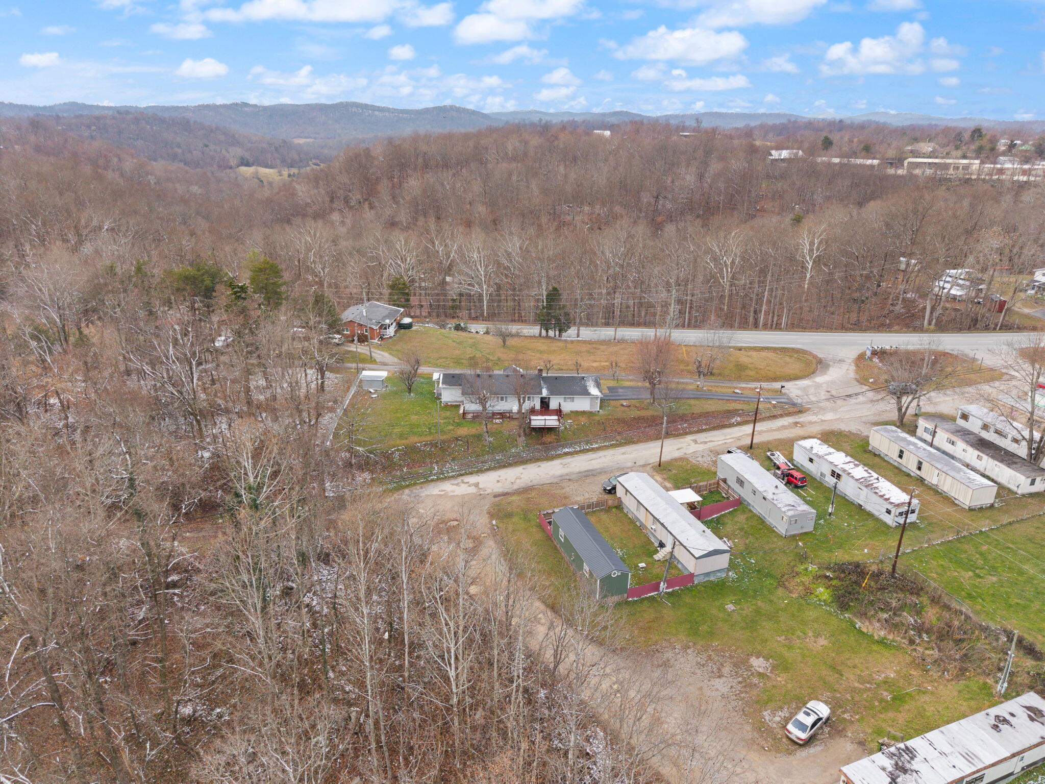 40 Burr Road Mount Vernon, KY 40456 - Photo 49 of 51 29-web-or-mls-DJI_20251209114019_0051_D