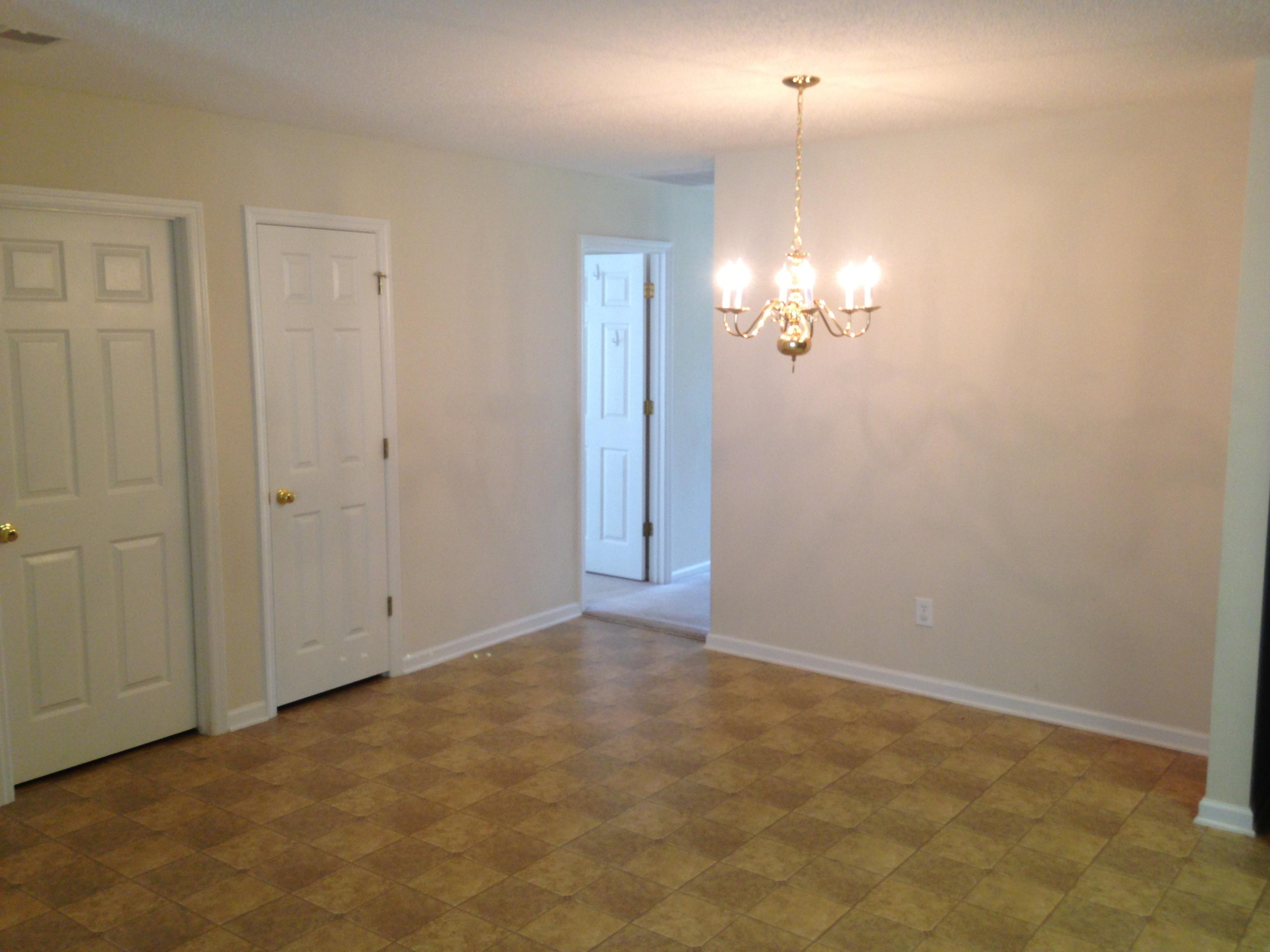 128 Malibu Road Summerville, SC 29483 - Photo 13 of 16 IMG_3848