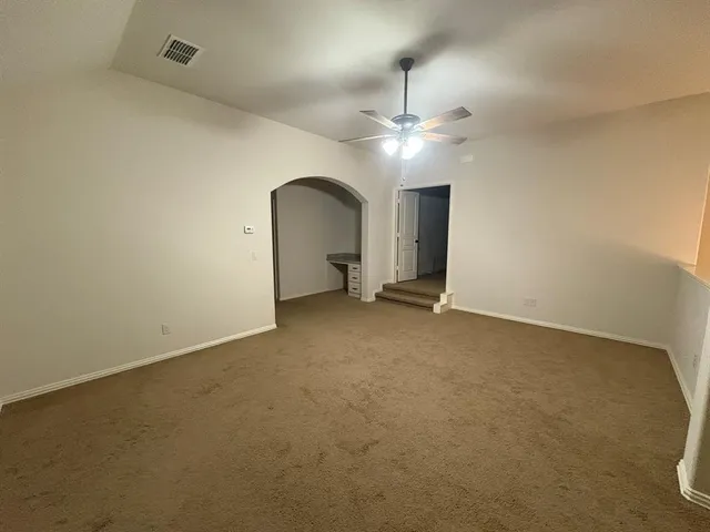 $3,200 | 520 Stillwater Drive, Waxahachie, TX 75165