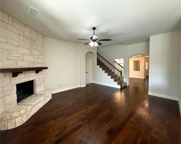 $3,200 | 520 Stillwater Drive, Waxahachie, TX 75165