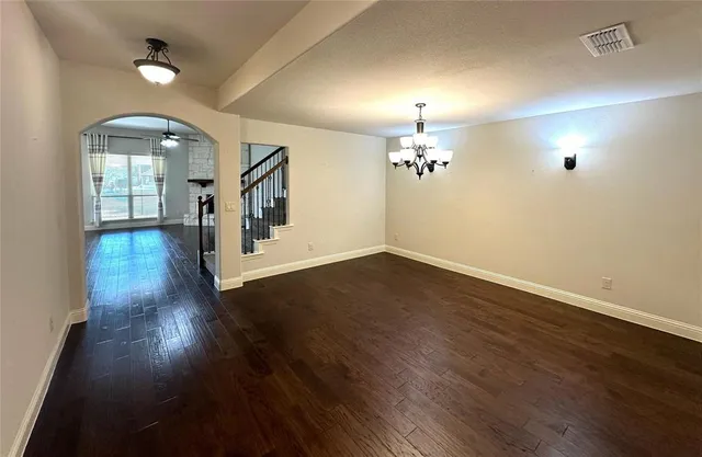 $3,200 | 520 Stillwater Drive, Waxahachie, TX 75165