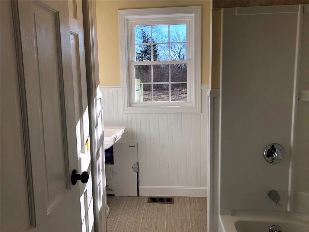 41 Bound Road Cumberland, RI 02895 - Photo 19 of 38 Gallery Image 19