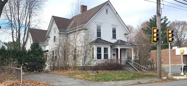 $275,000 | 124 College Avenue, Waterville, ME 04901