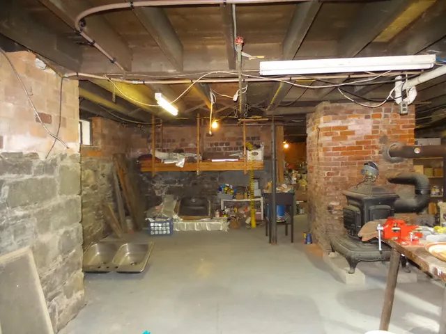 $275,000 | 124 College Avenue, Waterville, ME 04901