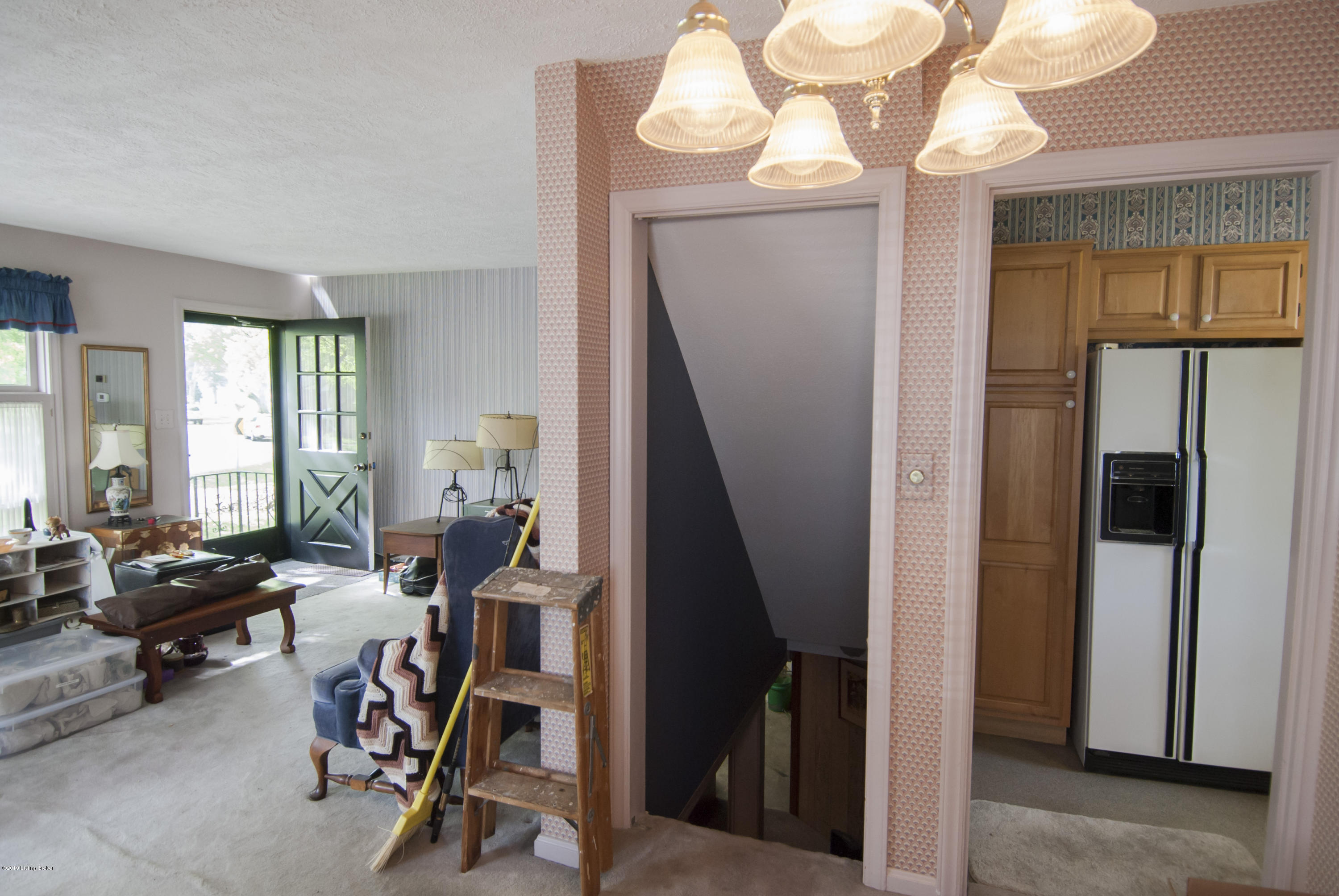 3008 Radiance Road Louisville, KY 40220 - Photo 5 of 24 5
