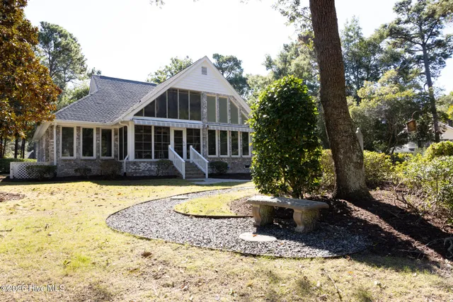 $474,900 | 280 Golfview Court Southwest, Supply, NC 28462