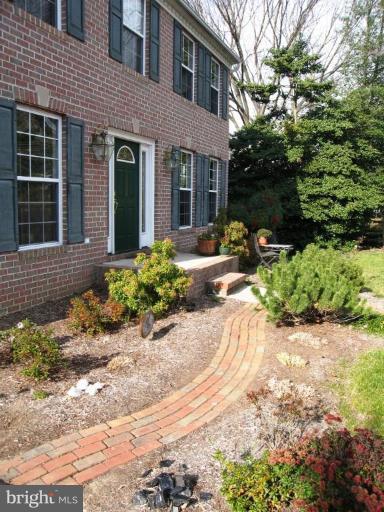 381 Magothy Road Severna Park, MD 21146 - Photo 2 of 25 Exterior #2