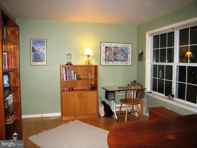 381 Magothy Road Severna Park, MD 21146 - Photo 11 of 25 Bedroom #3