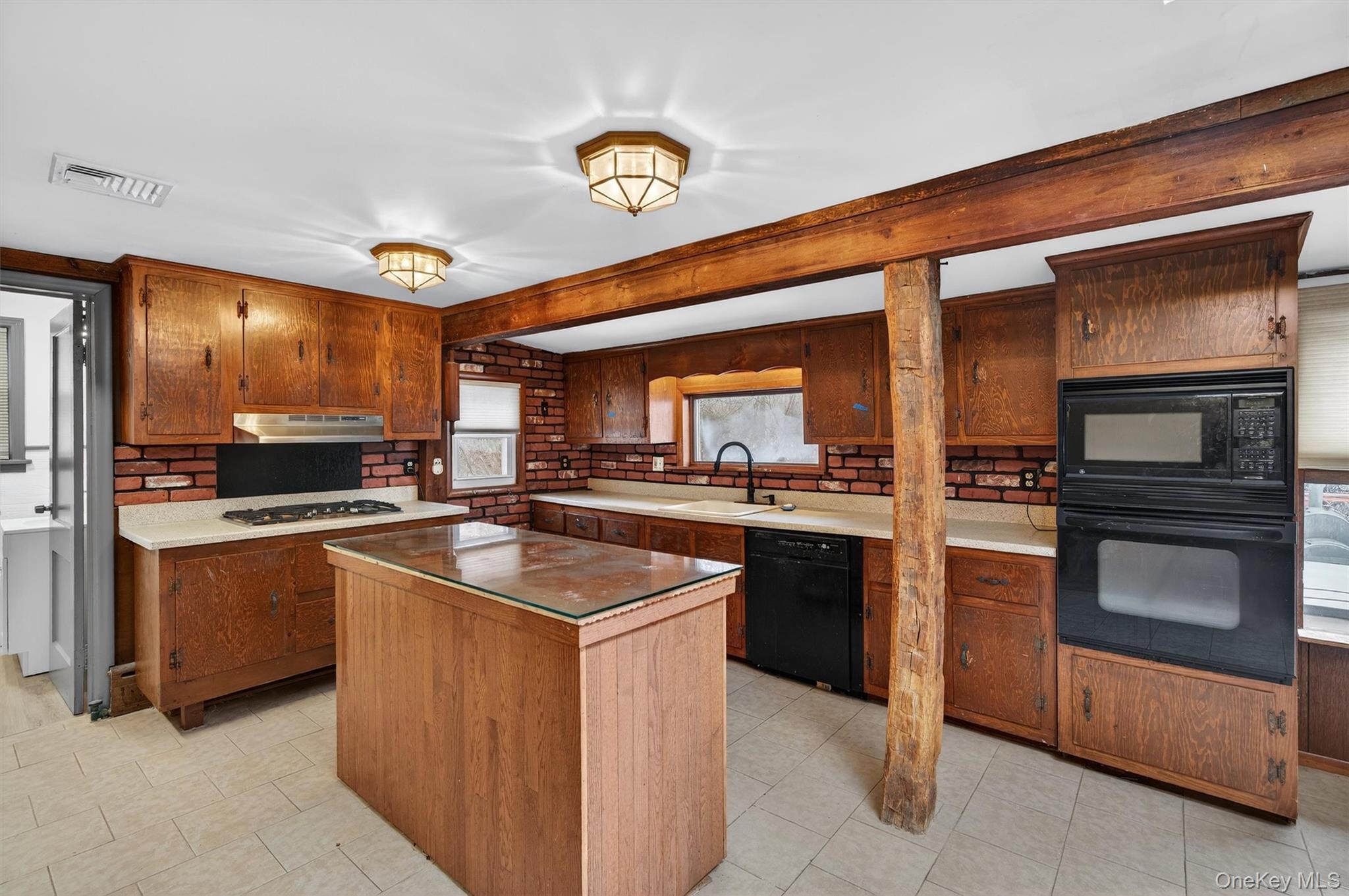 307 Gibson Hill Road Chester, NY 10918 - Photo 12 of 38 Large kitchen with island