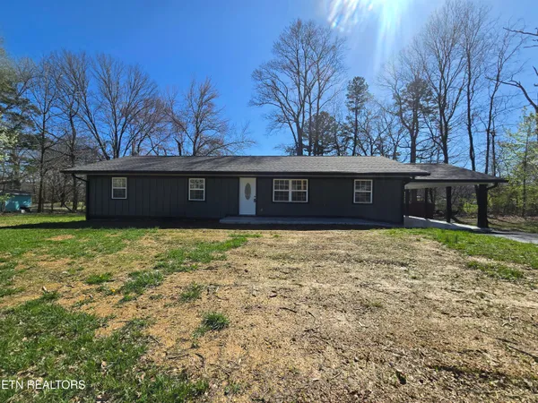 $345,000 | 1941 West 3rd Avenue, Oneida, TN 37841