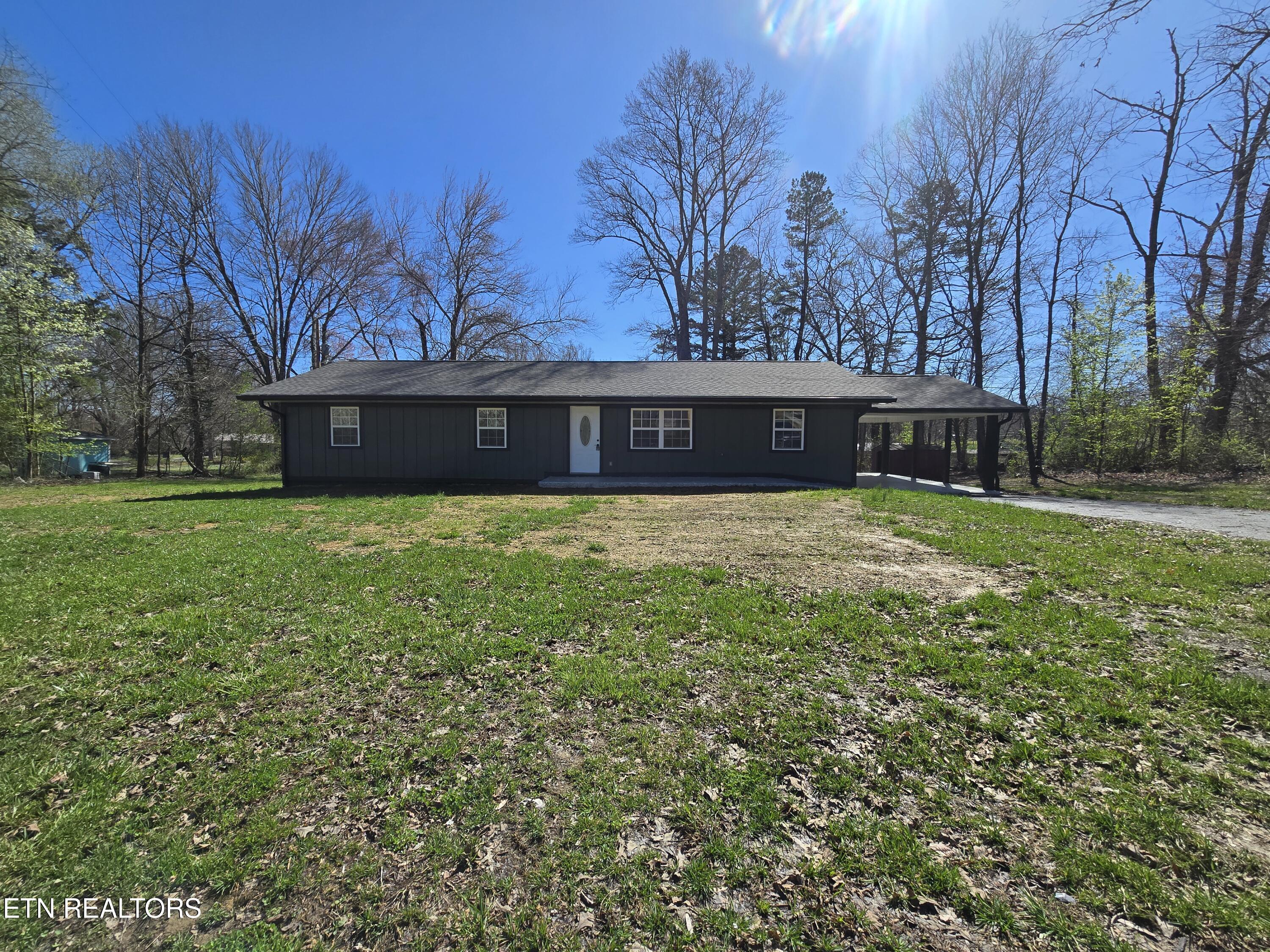 1941 West 3rd Avenue Oneida, TN 37841 - Photo 2 of 40 20260312_151446