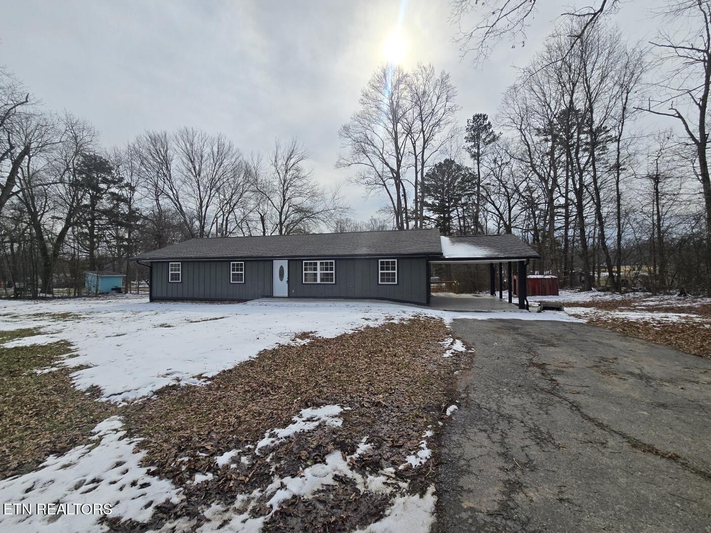 1941 West 3rd Avenue Oneida, TN 37841 - Photo 2 of 47 20260203_124808