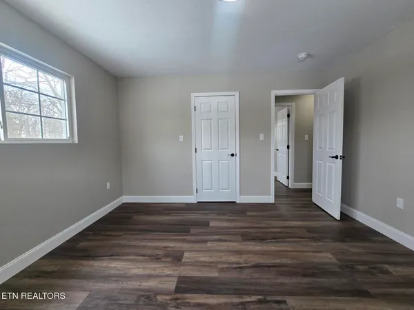 $323,000 | 1941 West 3rd Avenue, Oneida, TN 37841