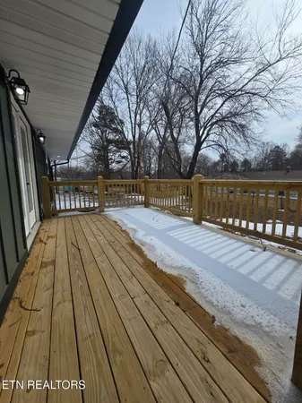 $323,000 | 1941 West 3rd Avenue, Oneida, TN 37841