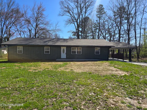 $323,000 | 1941 West 3rd Avenue, Oneida, TN 37841