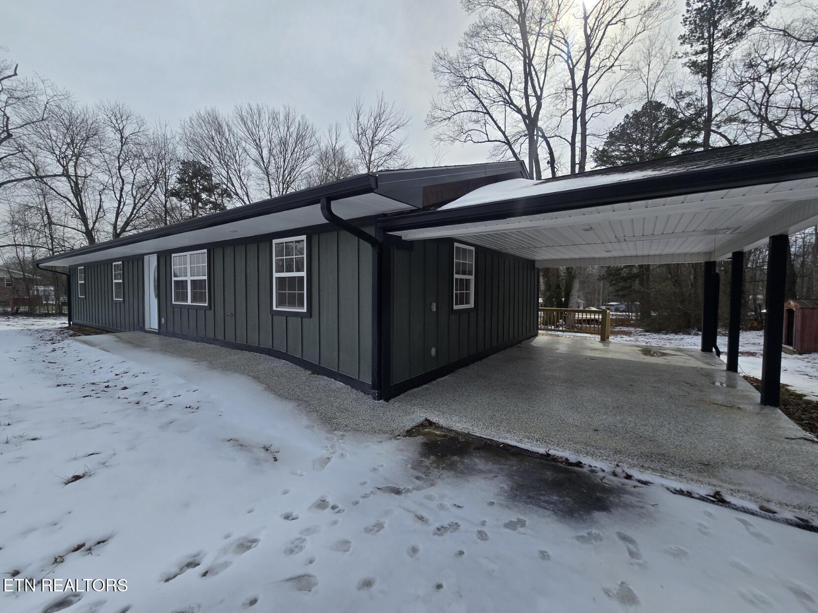 1941 West 3rd Avenue Oneida, TN 37841 - Photo 39 of 47 20260203_124548