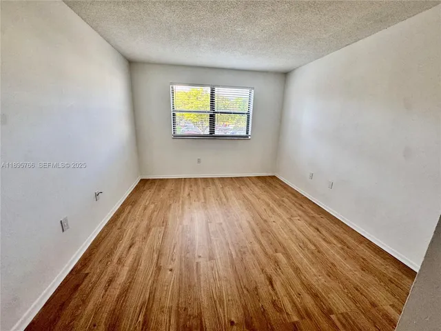 $2,199 | 15560 Southwest 80th Street, Unit K203, Miami, FL 33193