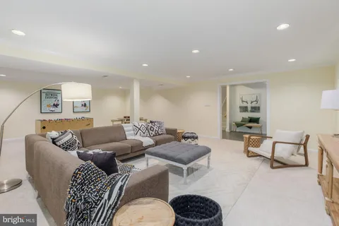 $1,776,000 | 6337 Lenox Road, Bethesda, MD 20817
