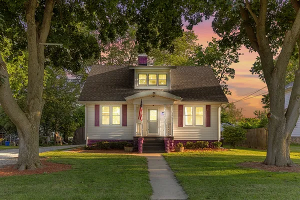 $249,900 | 310 East Washington Street, Ashkum, IL 60911