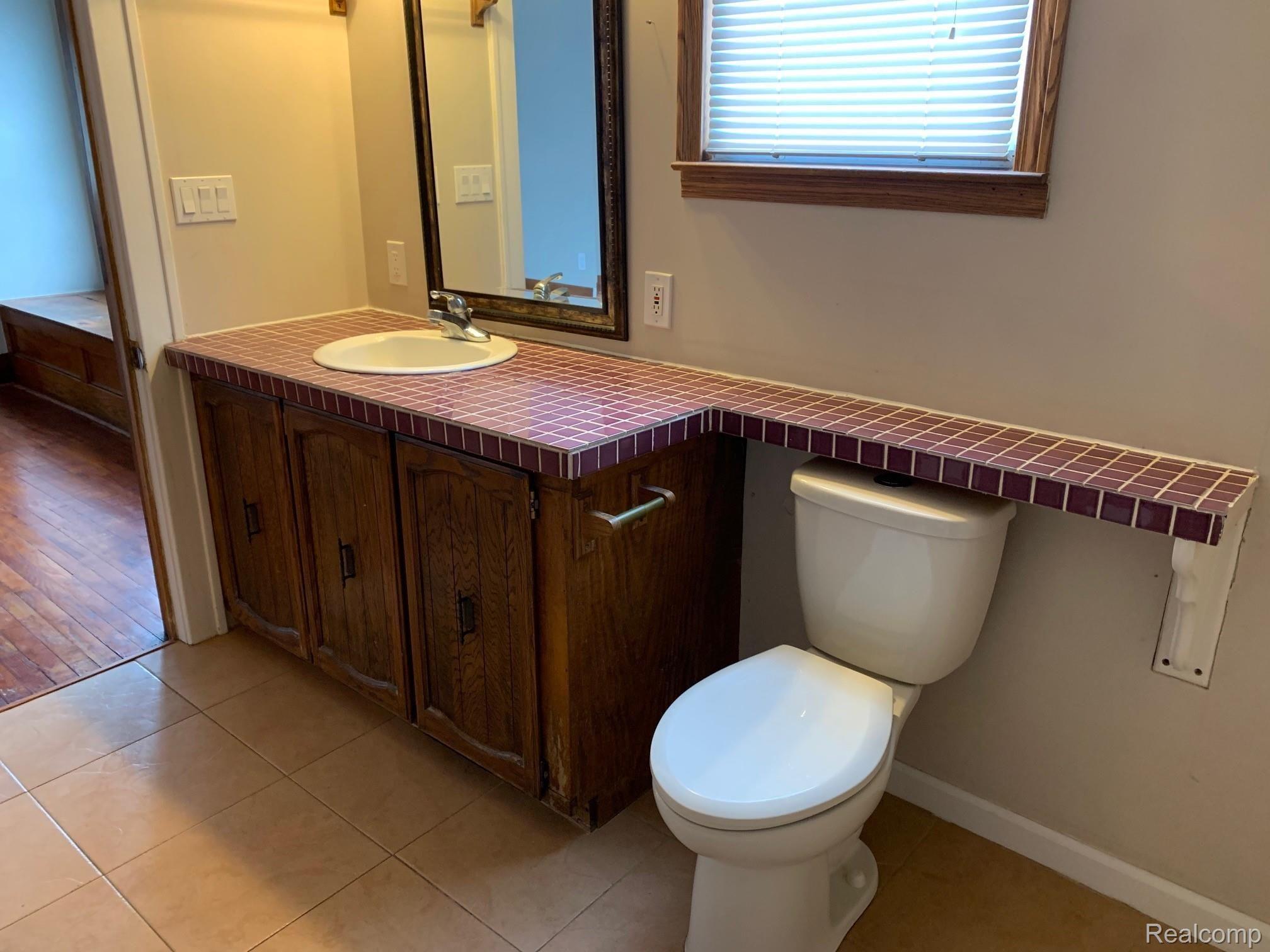 2175 Auburn Road Rochester, MI 48309 - Photo 12 of 33 IMG_0837.jpg