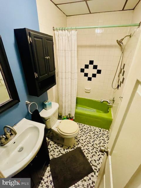 1117 McKean Street, Unit A Philadelphia, PA 19148 - Photo 6 of 14 a bathroom with a sink toilet and shower