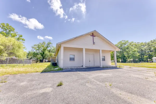 $155,000 | 5106 Hubert Street, Moss Point, MS 39563