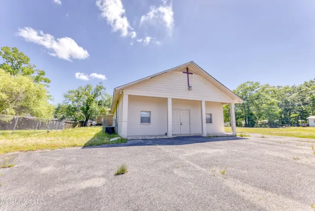 $155,000 | 5106 Hubert Street, Moss Point, MS 39563