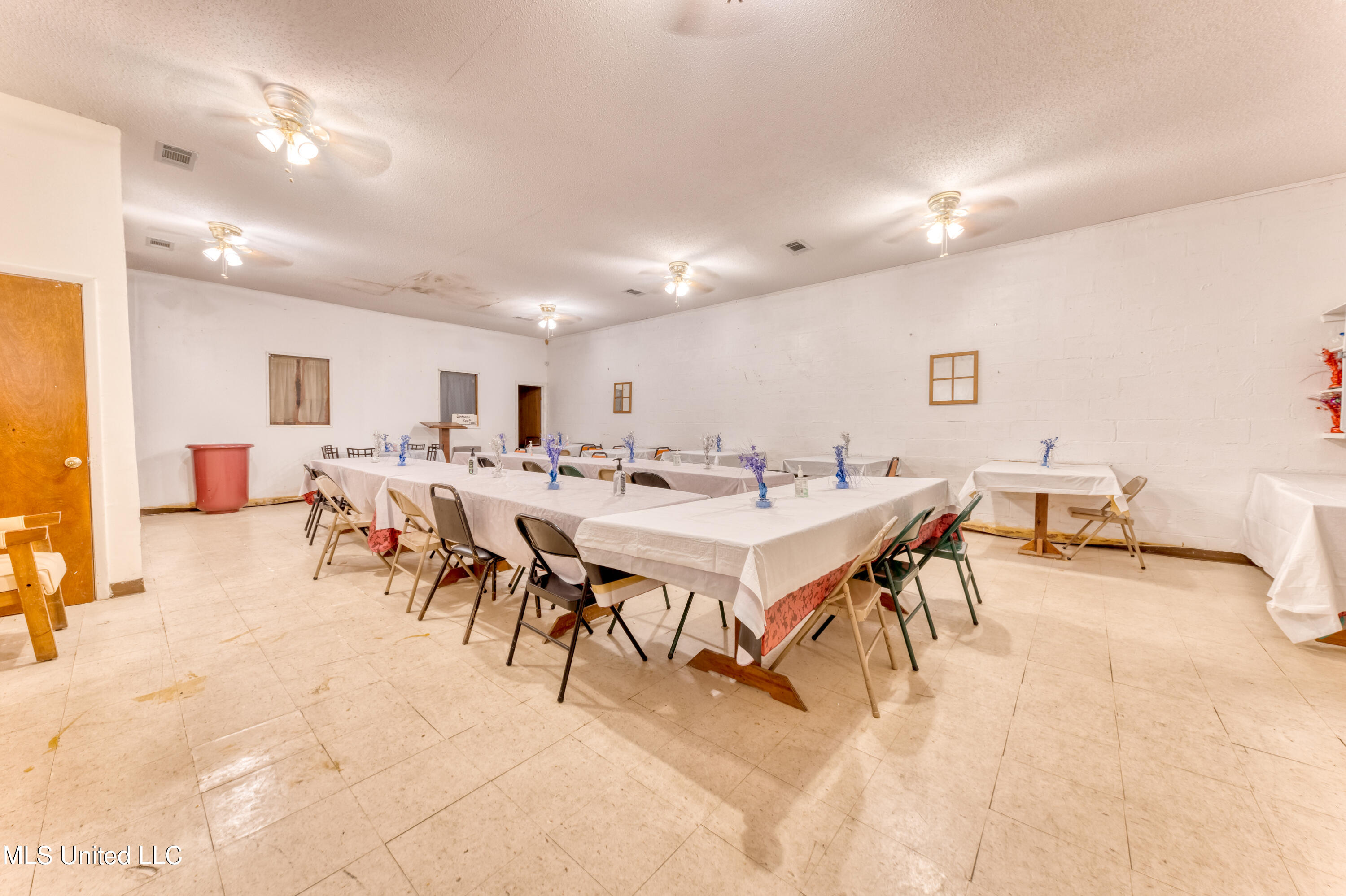 5106 Hubert Street Moss Point, MS 39563 - Photo 9 of 15 5106HubertSt-14