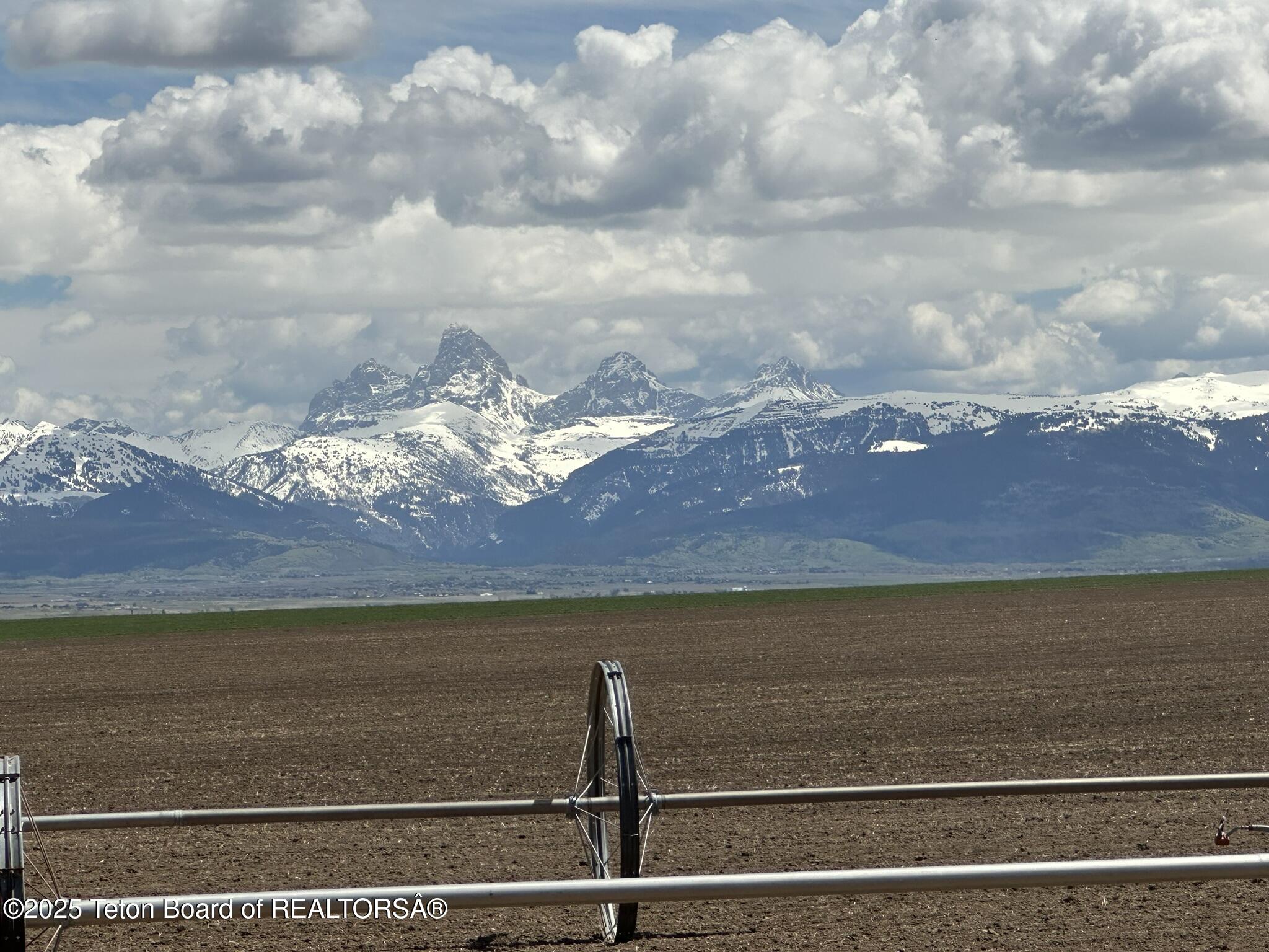 8850 Rose Ridge Lane Tetonia, ID 83452 - Photo 5 of 24 IMG_1993