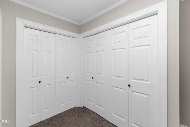 a view of a livingroom with an empty space