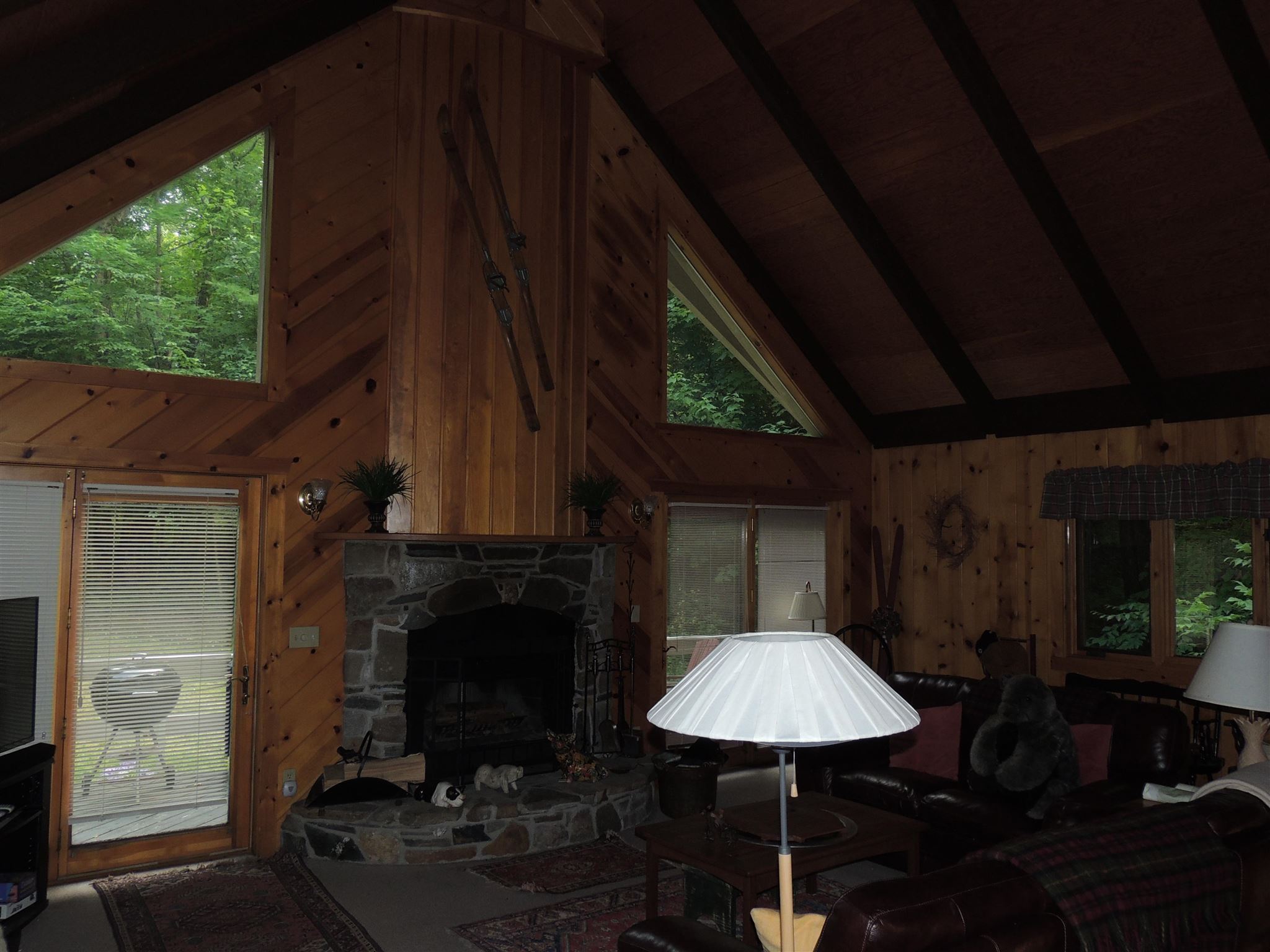 143 Hemlock Hill Road Wardsboro, VT 05360 - Photo 10 of 20 Gallery Image 10