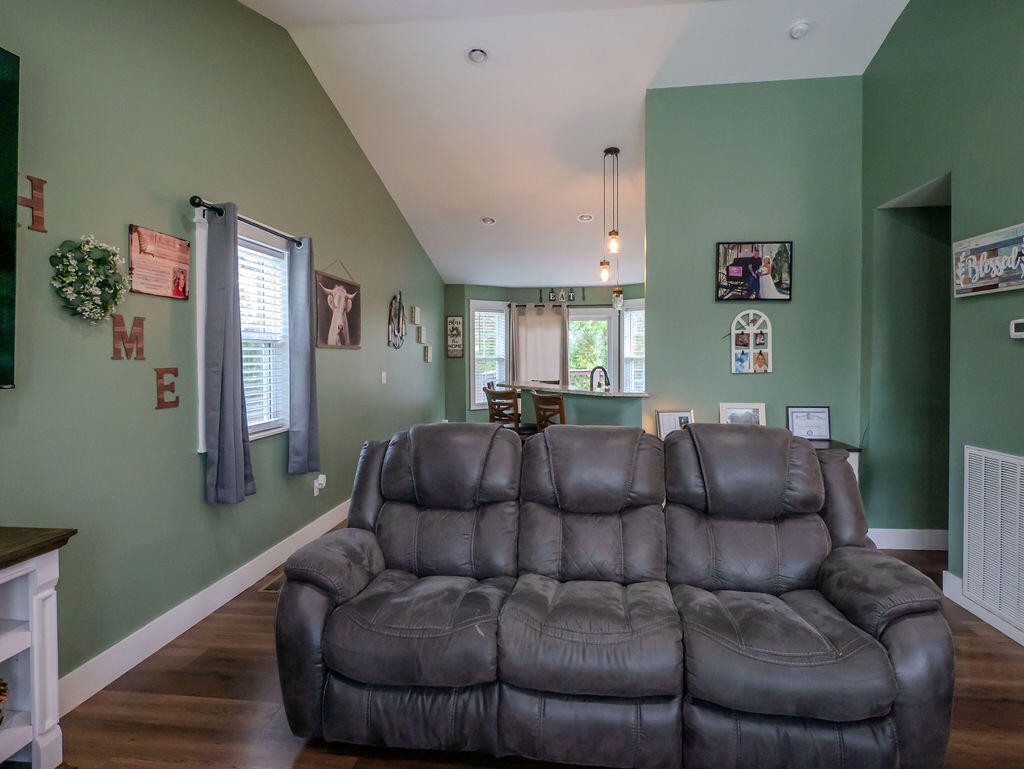 284 Sweetsprings Road Madisonville, TN 37354 - Photo 7 of 31