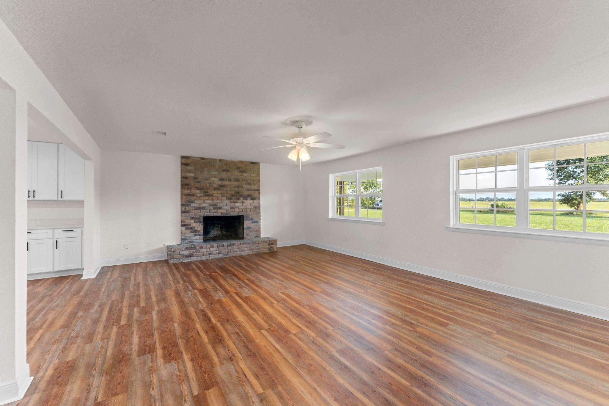 17761 County Road 28 Foley, AL 36535 - Photo 12 of 51 Living Room
