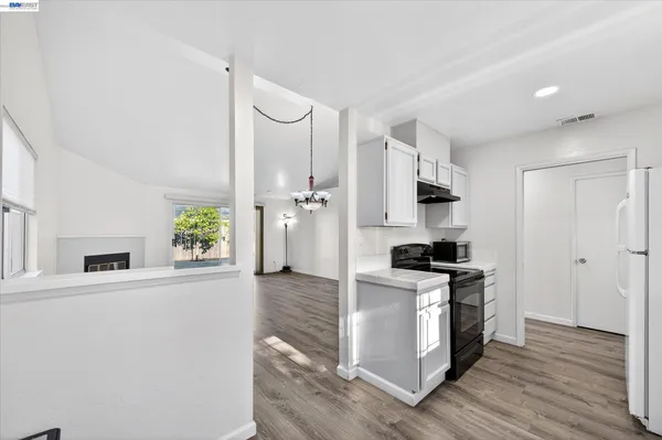 $3,500 | 2032 Newport Drive, Pittsburg, CA 94565