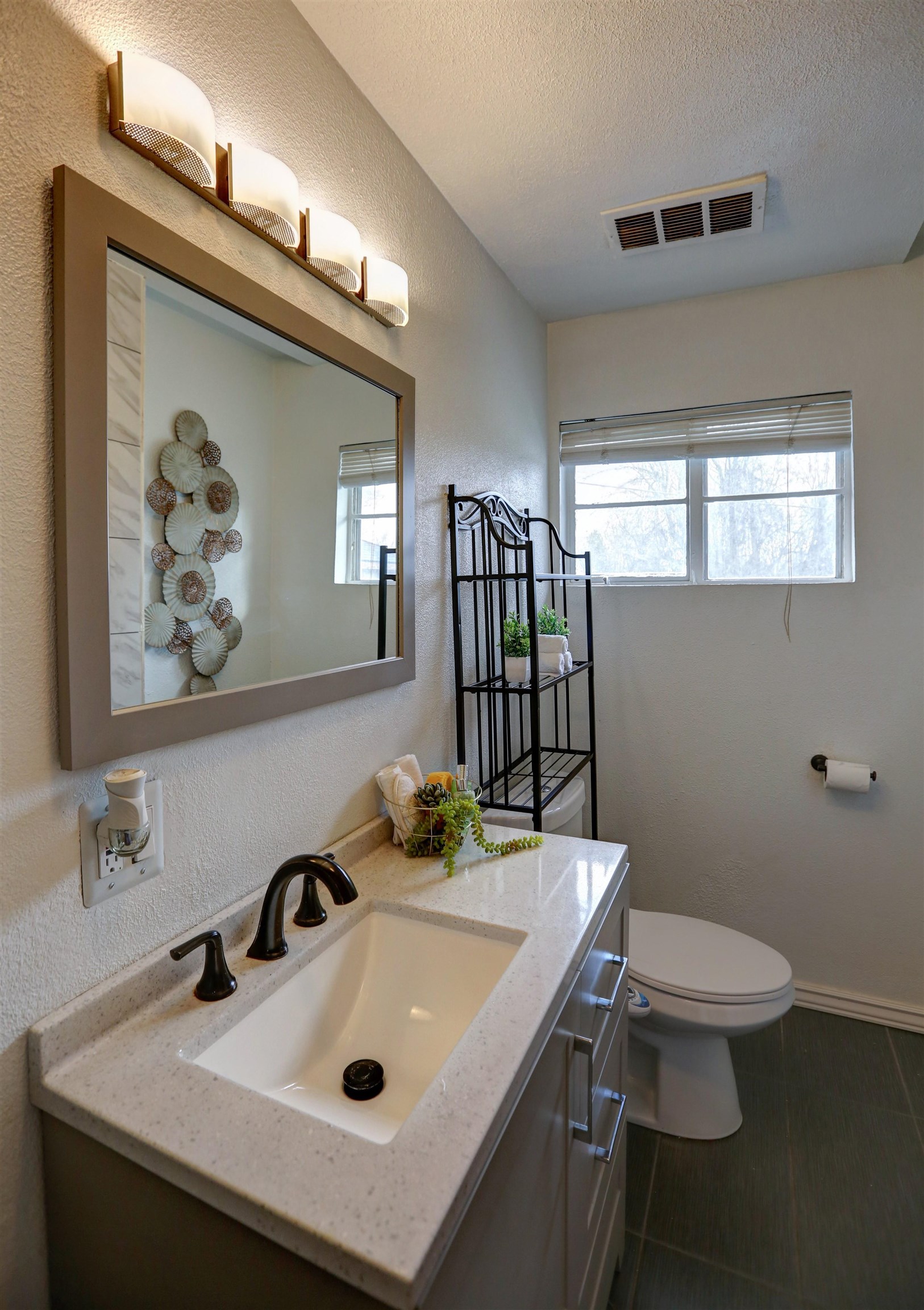 21 North Barker Road Spokane Valley, WA 99016 - Photo 21 of 31 Gallery Image 21